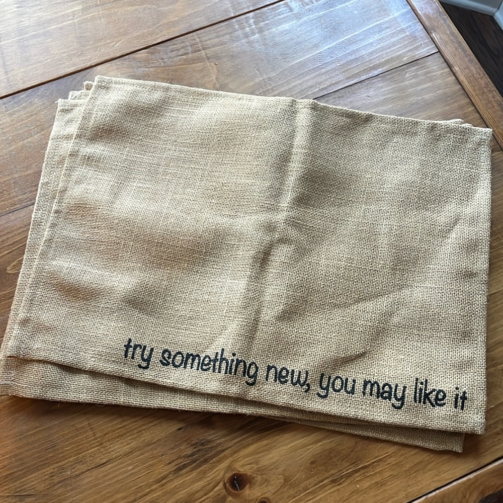 “Polite” Burlap placemats (4 different sayings)